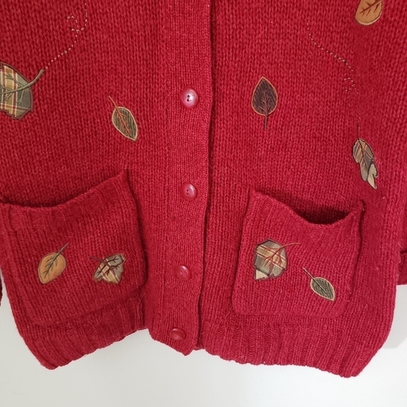 Wool Cardigan Sweater Womens Size Medium Red Embroidered Leaves Vintage Tulchan - Picture 5 of 11